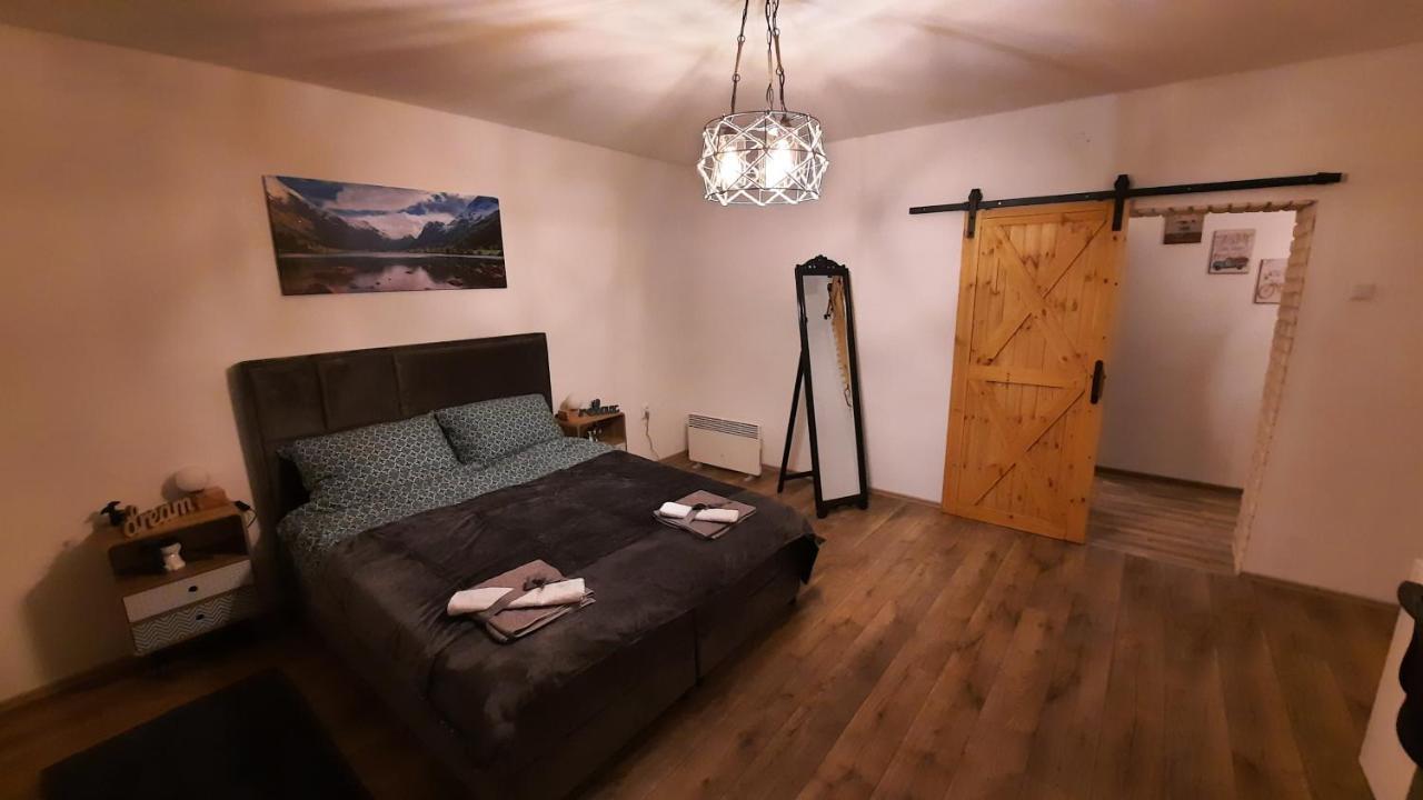 Apartman Twins Self Check In & Self Check Out Otočac Exterior foto